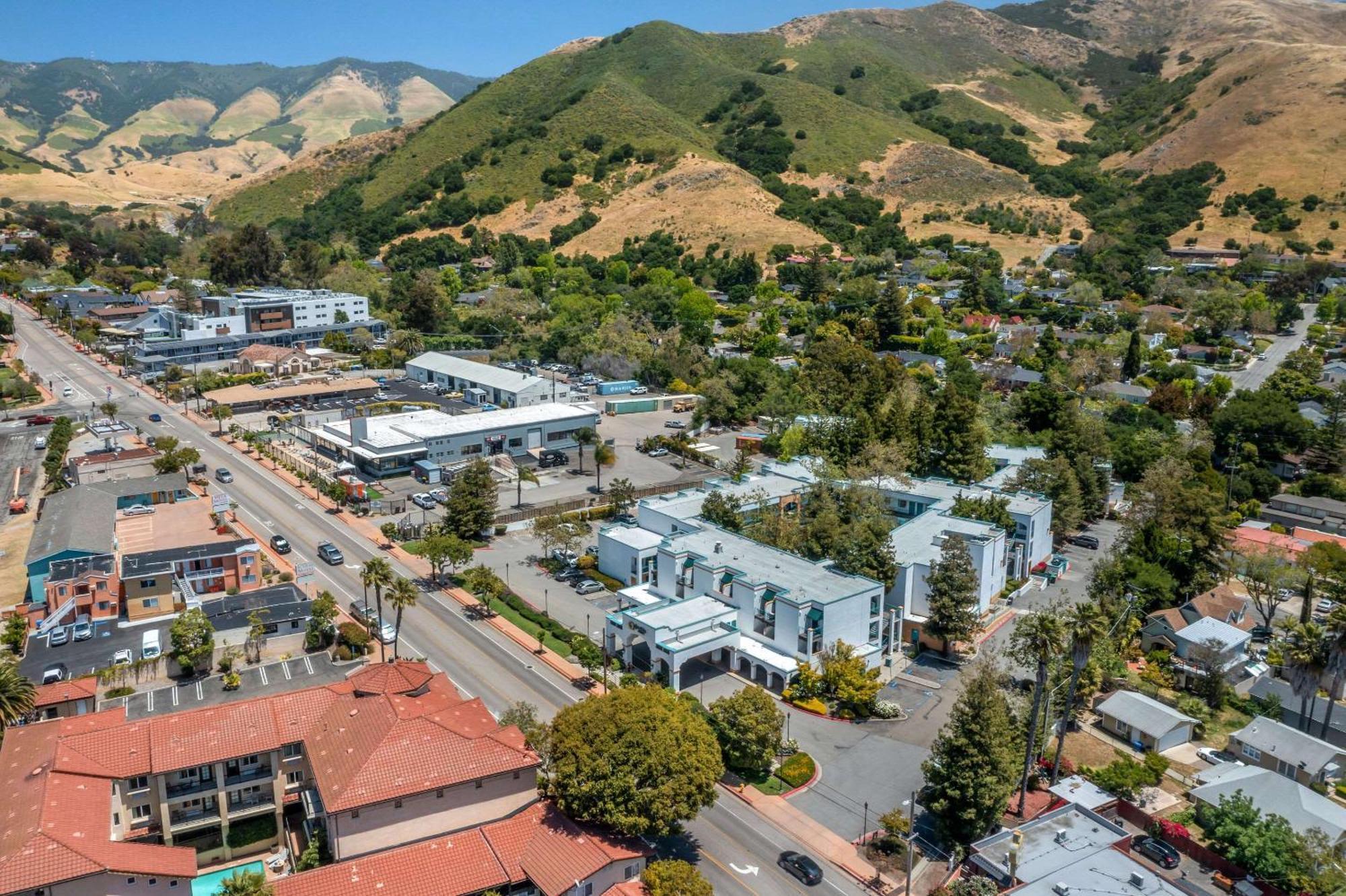 Quality Suites Downtown San Luis Obispo Bagian luar foto