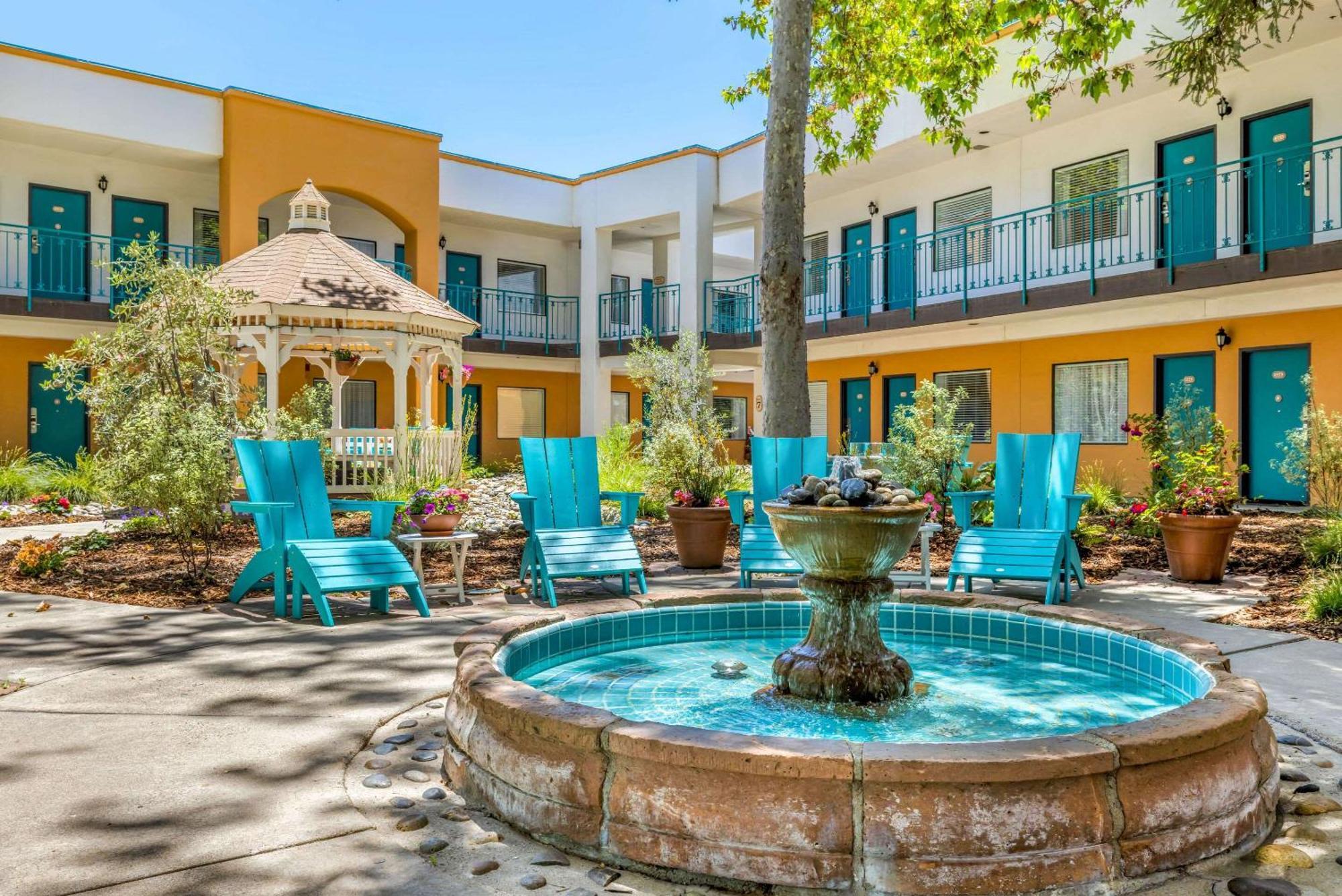 Quality Suites Downtown San Luis Obispo Bagian luar foto